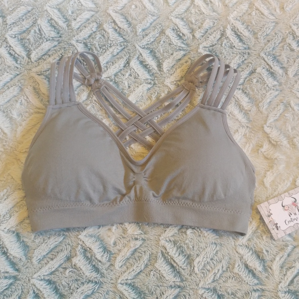 Seamless crossback bralette